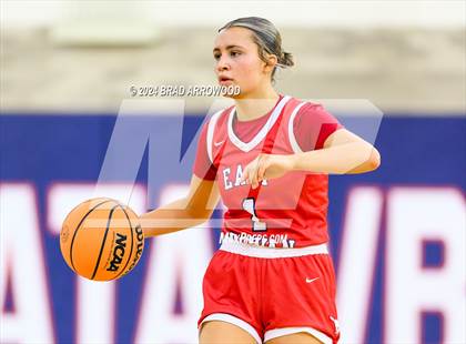Thumbnail 2 in East Rowan vs Central Davidson (Sam Moir Christmas Tournament) photogallery.