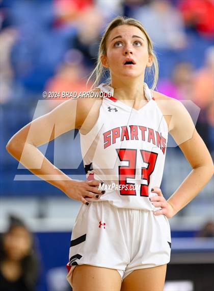 Thumbnail 3 in East Rowan vs Central Davidson (Sam Moir Christmas Tournament) photogallery.