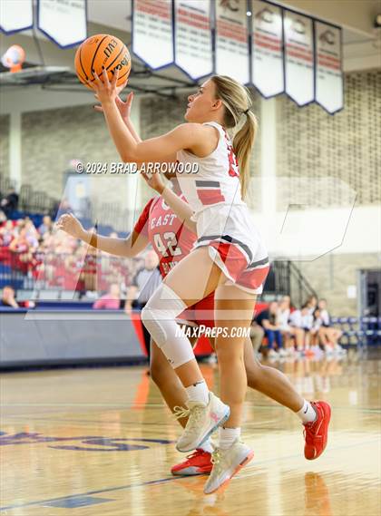 Thumbnail 2 in East Rowan vs Central Davidson (Sam Moir Christmas Tournament) photogallery.