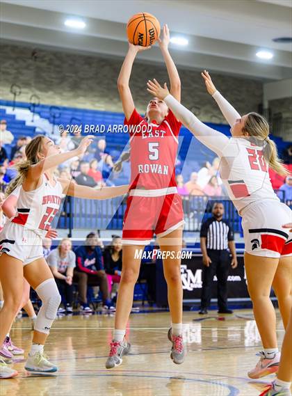 Thumbnail 3 in East Rowan vs Central Davidson (Sam Moir Christmas Tournament) photogallery.