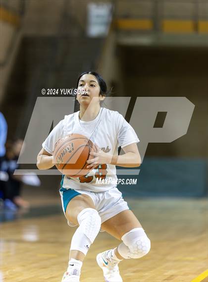 Thumbnail 1 in Centennial vs. Pebble Hills (Byron Johnston Holiday Classic) photogallery.