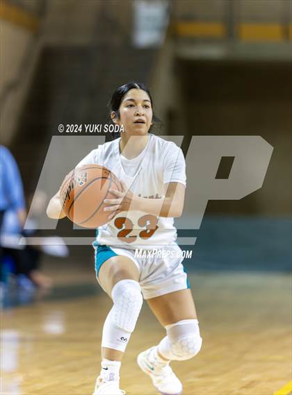 Thumbnail 2 in Centennial vs. Pebble Hills (Byron Johnston Holiday Classic) photogallery.