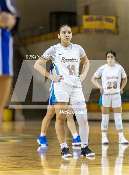 Thumbnail 3 in Centennial vs. Pebble Hills (Byron Johnston Holiday Classic) photogallery.