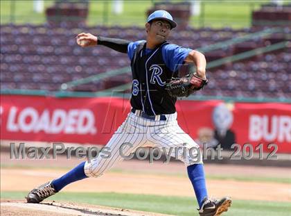 Thumbnail 1 in Carter @ Rialto (County Clash) photogallery.
