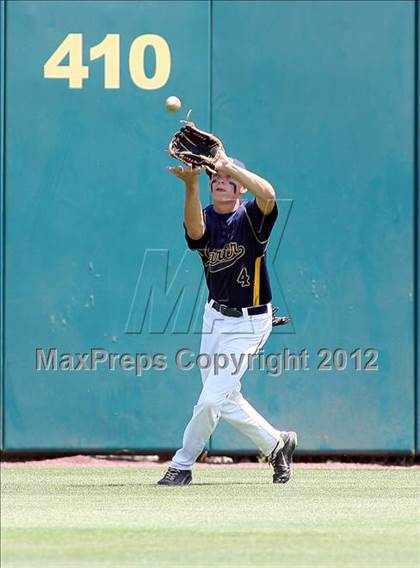 Thumbnail 3 in Carter @ Rialto (County Clash) photogallery.