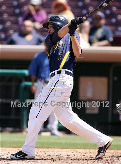 Thumbnail 3 in Carter @ Rialto (County Clash) photogallery.