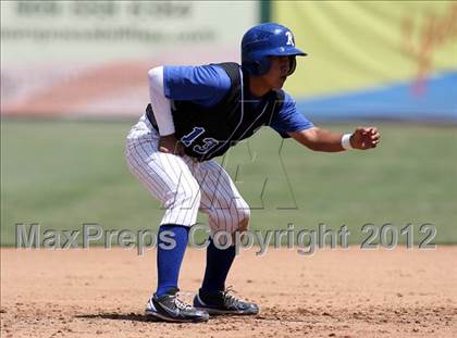Thumbnail 1 in Carter @ Rialto (County Clash) photogallery.