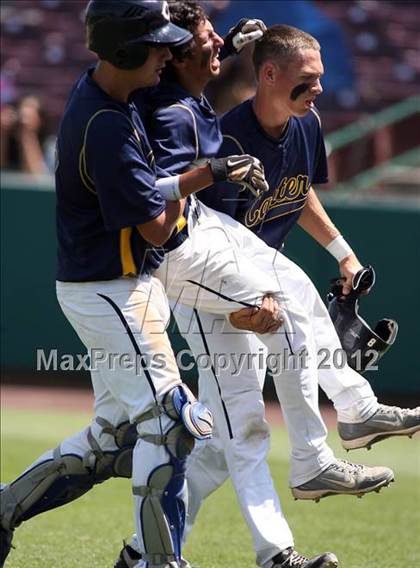Thumbnail 3 in Carter @ Rialto (County Clash) photogallery.