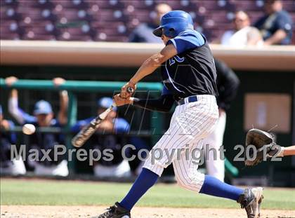 Thumbnail 2 in Carter @ Rialto (County Clash) photogallery.