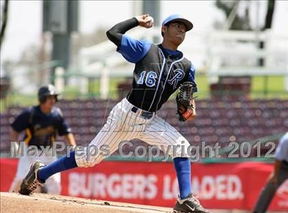 Thumbnail 1 in Carter @ Rialto (County Clash) photogallery.