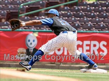 Thumbnail 2 in Carter @ Rialto (County Clash) photogallery.
