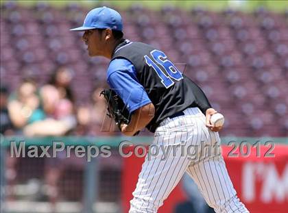 Thumbnail 3 in Carter @ Rialto (County Clash) photogallery.