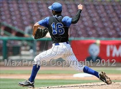 Thumbnail 1 in Carter @ Rialto (County Clash) photogallery.