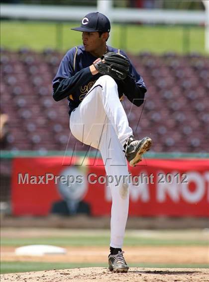 Thumbnail 2 in Carter @ Rialto (County Clash) photogallery.