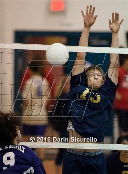 Thumbnail 2 in Sunrise Mountain vs. Kellis photogallery.