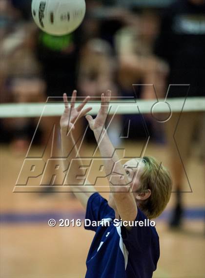 Thumbnail 1 in Sunrise Mountain vs. Kellis photogallery.