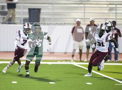 Thumbnail 2 in Wylie @ Naaman Forest photogallery.