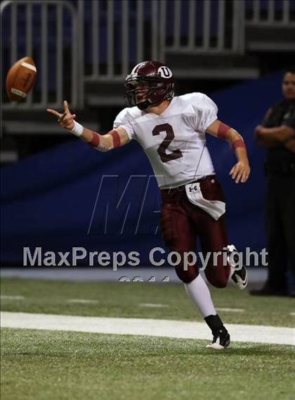 Thumbnail 2 in Uvalde vs. Seguin (Dave Campbell's Texas Football Classic) photogallery.