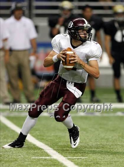 Thumbnail 2 in Uvalde vs. Seguin (Dave Campbell's Texas Football Classic) photogallery.