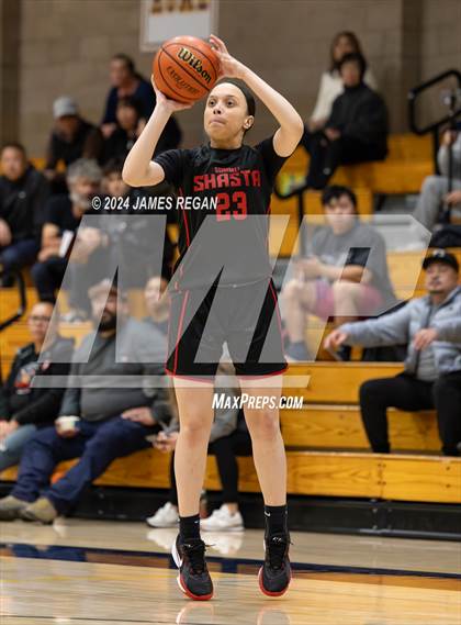 Thumbnail 3 in Summit Shasta vs. Hillsdale (Steve Geramoni Invitational) photogallery.