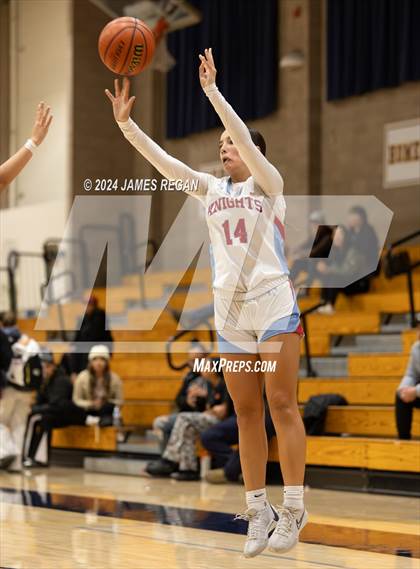 Thumbnail 3 in Summit Shasta vs. Hillsdale (Steve Geramoni Invitational) photogallery.