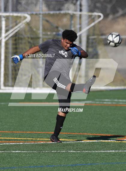 Thumbnail 2 in St. Joseph Notre Dame @ College Prep photogallery.