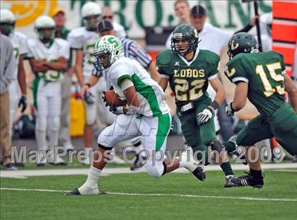 Thumbnail 3 in Longview vs. Smith (Texas 4A Region II D1 Playoffs) photogallery.