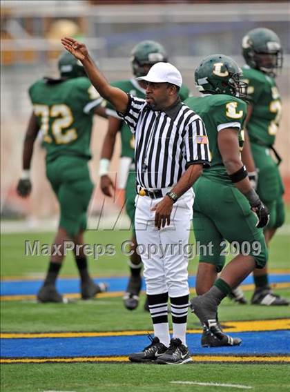 Thumbnail 3 in Longview vs. Smith (Texas 4A Region II D1 Playoffs) photogallery.