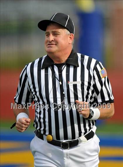 Thumbnail 1 in Longview vs. Smith (Texas 4A Region II D1 Playoffs) photogallery.