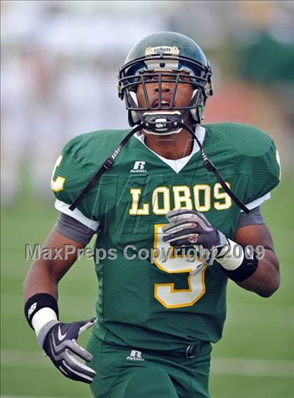 Thumbnail 1 in Longview vs. Smith (Texas 4A Region II D1 Playoffs) photogallery.