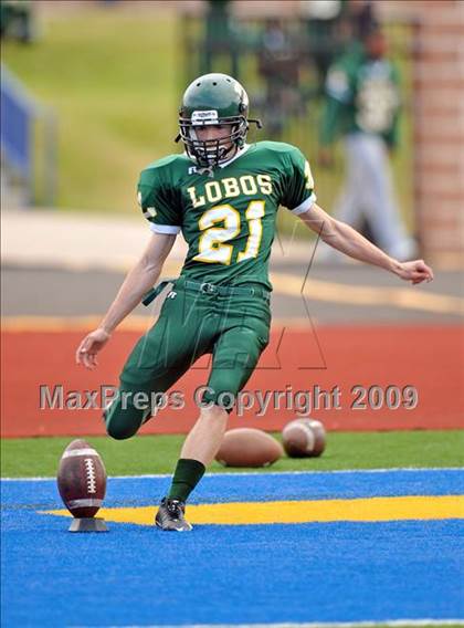Thumbnail 2 in Longview vs. Smith (Texas 4A Region II D1 Playoffs) photogallery.