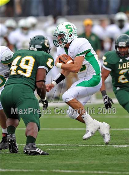 Thumbnail 3 in Longview vs. Smith (Texas 4A Region II D1 Playoffs) photogallery.