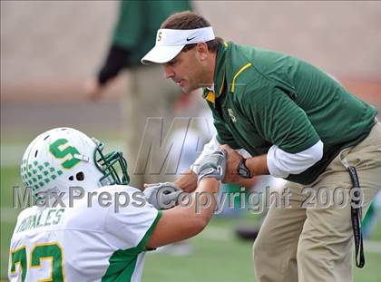 Thumbnail 2 in Longview vs. Smith (Texas 4A Region II D1 Playoffs) photogallery.
