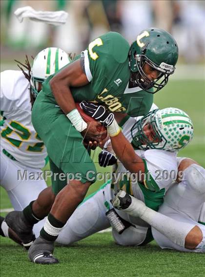 Thumbnail 1 in Longview vs. Smith (Texas 4A Region II D1 Playoffs) photogallery.