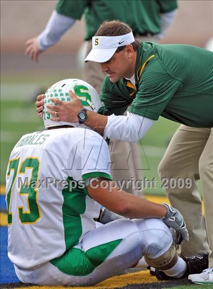 Thumbnail 3 in Longview vs. Smith (Texas 4A Region II D1 Playoffs) photogallery.