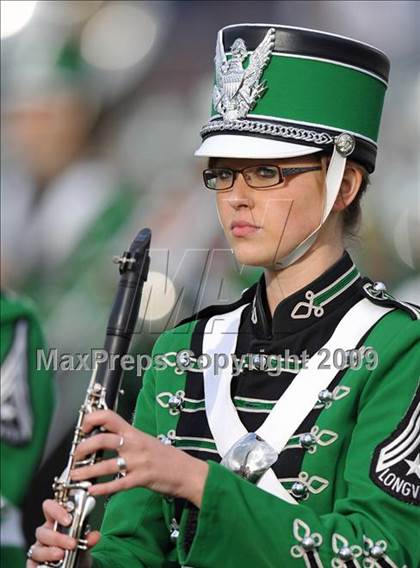 Thumbnail 3 in Longview vs. Smith (Texas 4A Region II D1 Playoffs) photogallery.