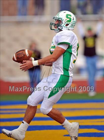 Thumbnail 2 in Longview vs. Smith (Texas 4A Region II D1 Playoffs) photogallery.