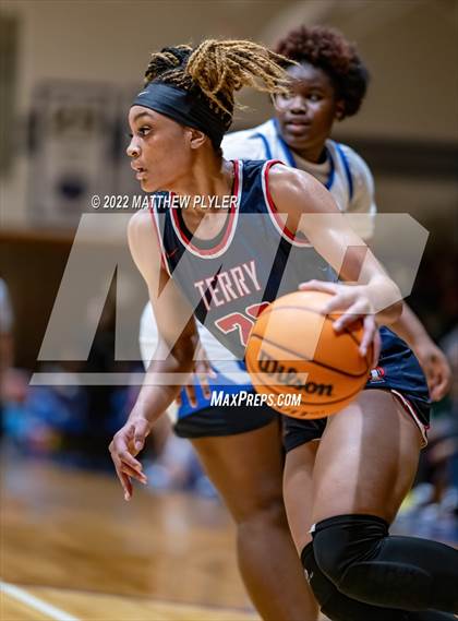 Thumbnail 2 in Terry Sanford @ Westover photogallery.