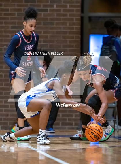 Thumbnail 3 in Terry Sanford @ Westover photogallery.