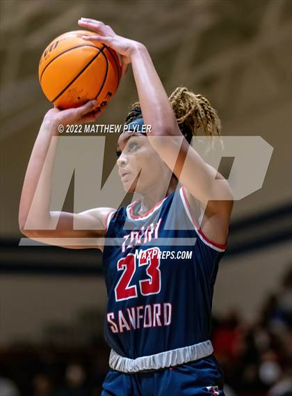 Thumbnail 3 in Terry Sanford @ Westover photogallery.