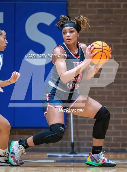 Thumbnail 2 in Terry Sanford @ Westover photogallery.