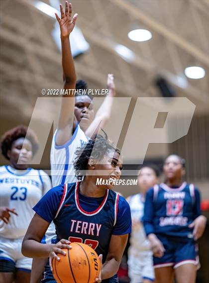 Thumbnail 3 in Terry Sanford @ Westover photogallery.