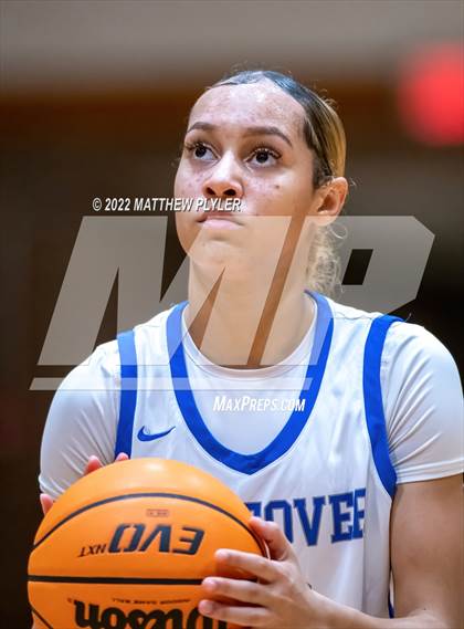 Thumbnail 1 in Terry Sanford @ Westover photogallery.