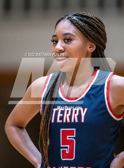Thumbnail 2 in Terry Sanford @ Westover photogallery.
