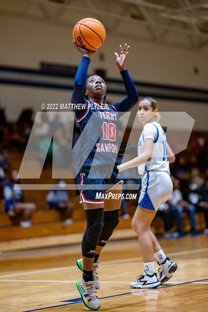 Thumbnail 3 in Terry Sanford @ Westover photogallery.
