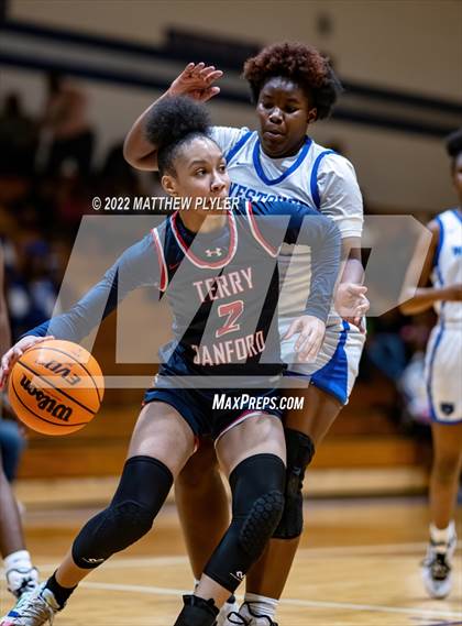 Thumbnail 1 in Terry Sanford @ Westover photogallery.