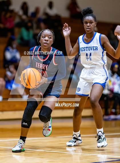 Thumbnail 1 in Terry Sanford @ Westover photogallery.