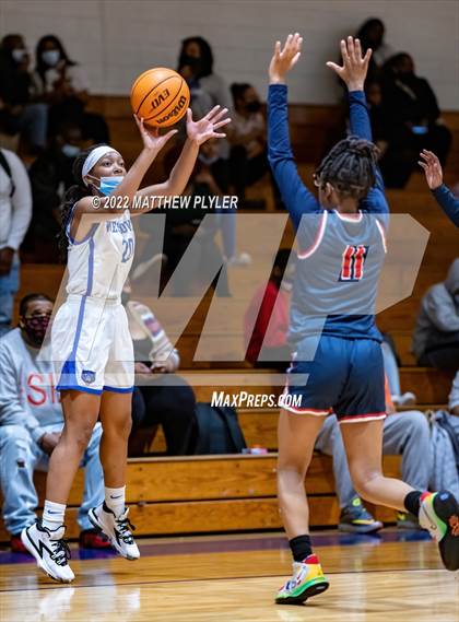 Thumbnail 3 in Terry Sanford @ Westover photogallery.