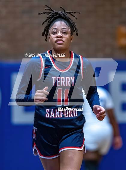 Thumbnail 2 in Terry Sanford @ Westover photogallery.