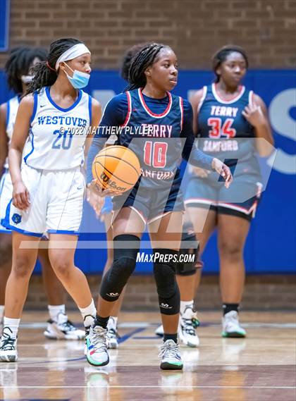 Thumbnail 3 in Terry Sanford @ Westover photogallery.